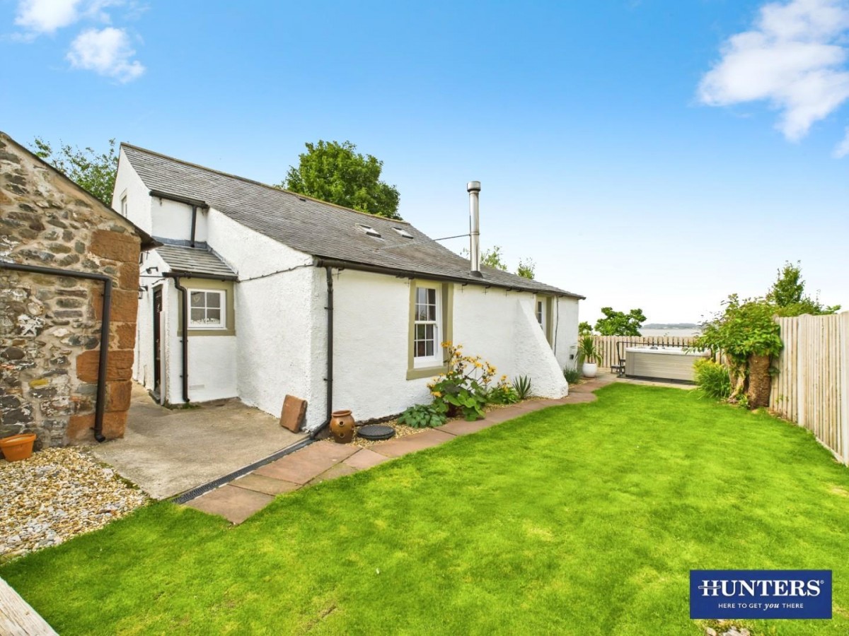 Bank Cottage, Bowness-On-Solway, CA7