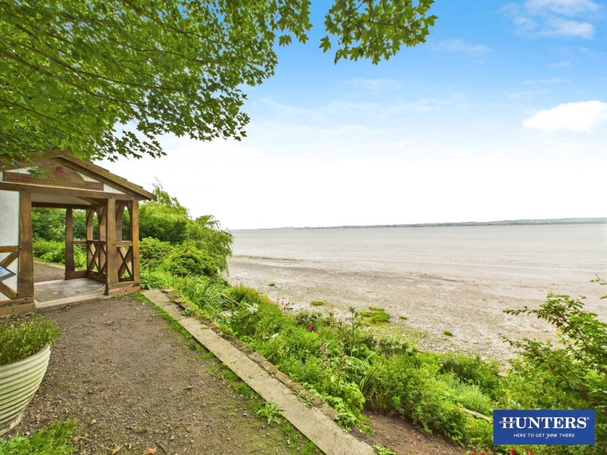 Bank Cottage, Bowness-On-Solway, CA7