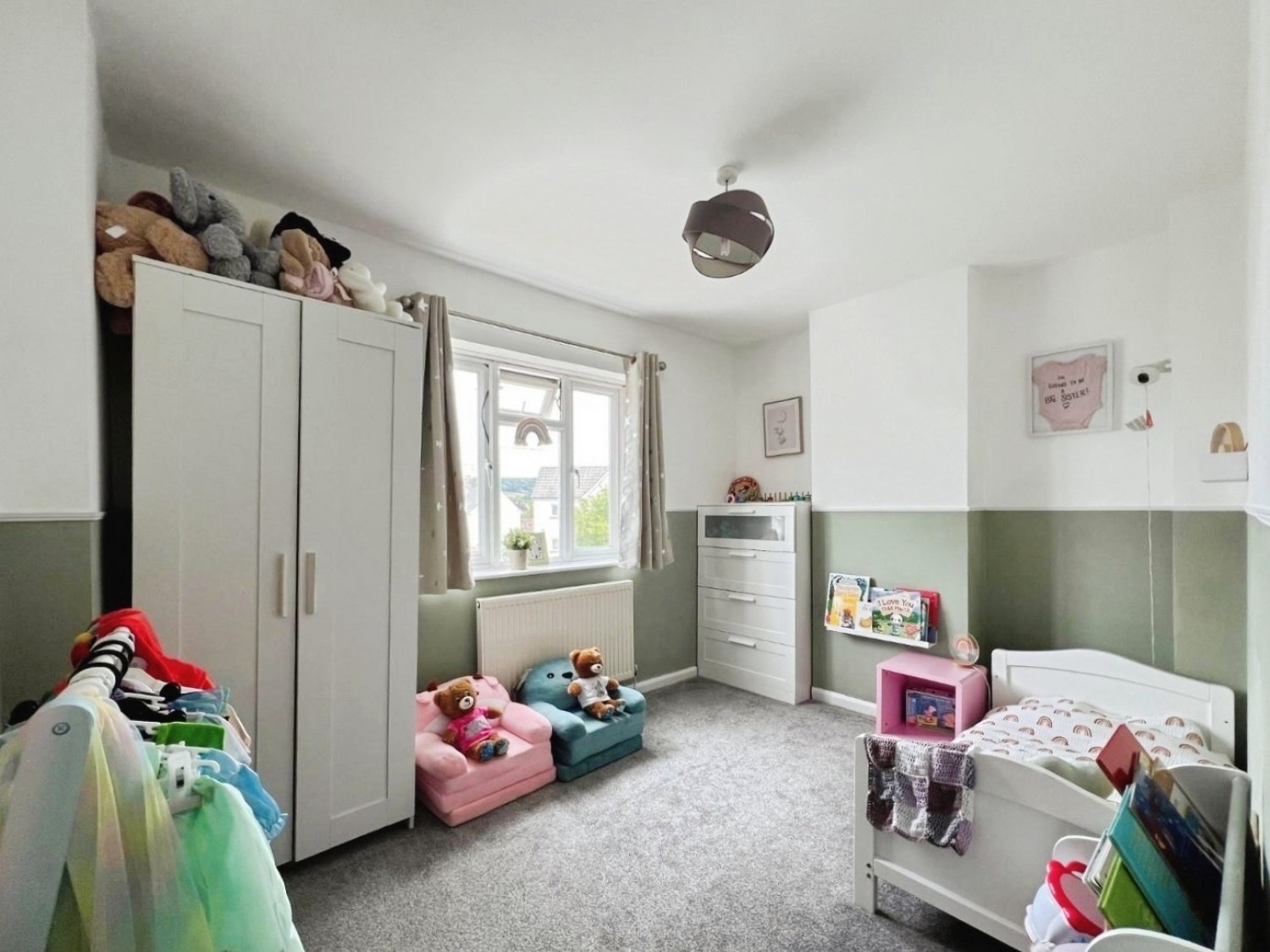 School Road, Dursley, GL11 4NY