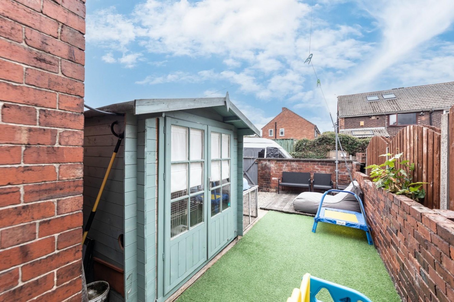 Wood Lane, Castleford