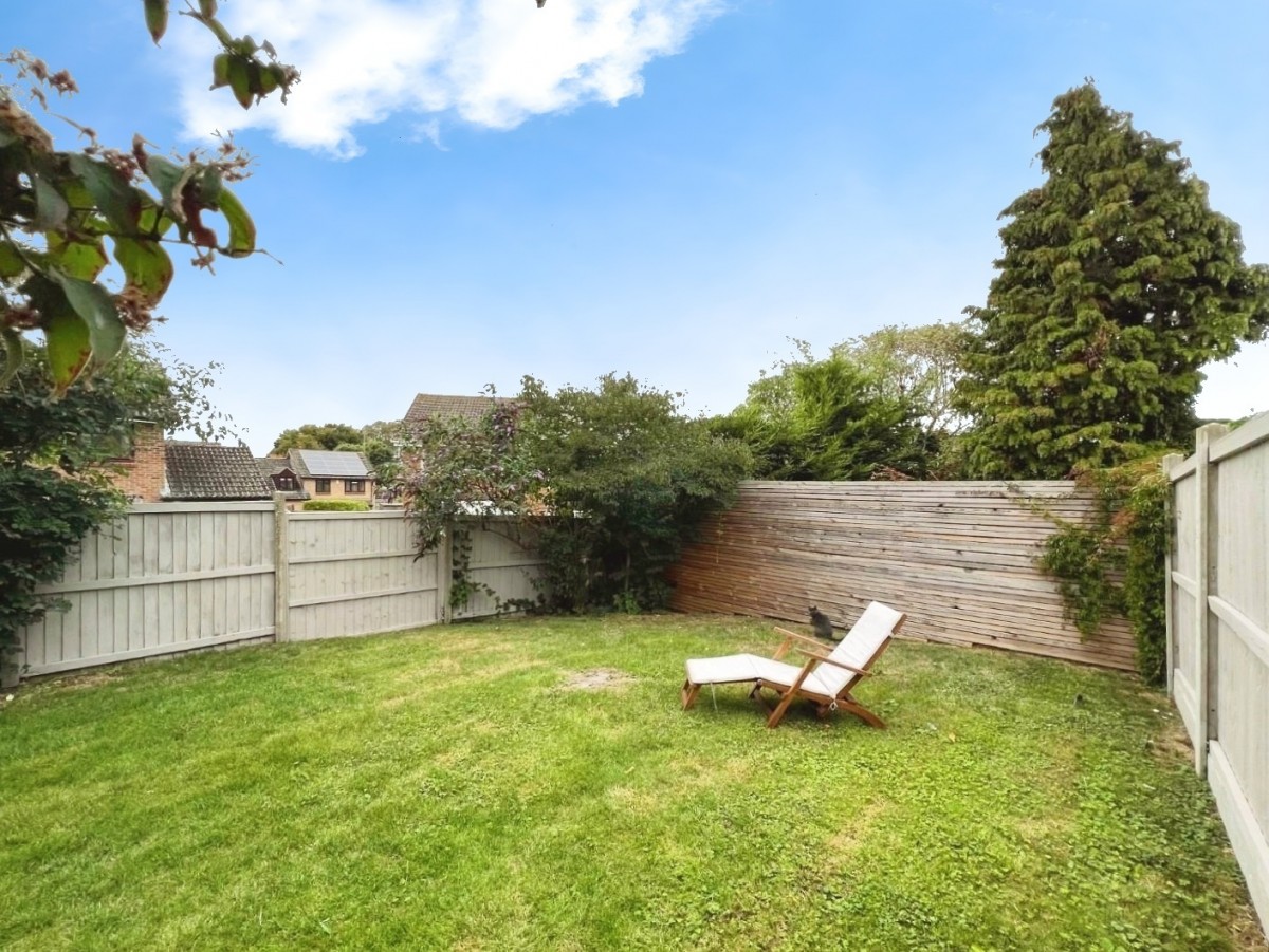 Jubilee Close, Cam, Dursley, GL11 5JQ