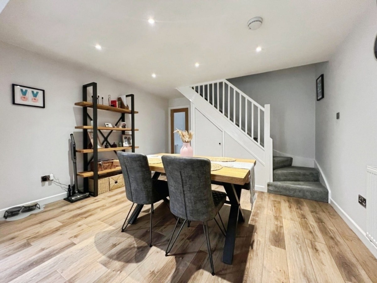 Jubilee Close, Cam, Dursley, GL11 5JQ