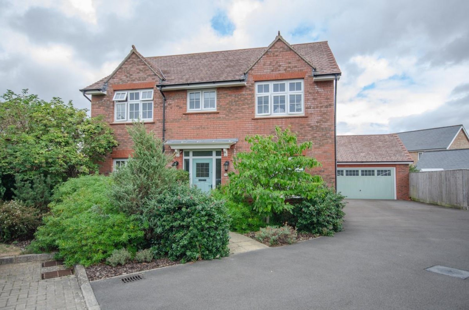 Long Wood Road, Stoke Gifford, Bristol, BS16 1FD