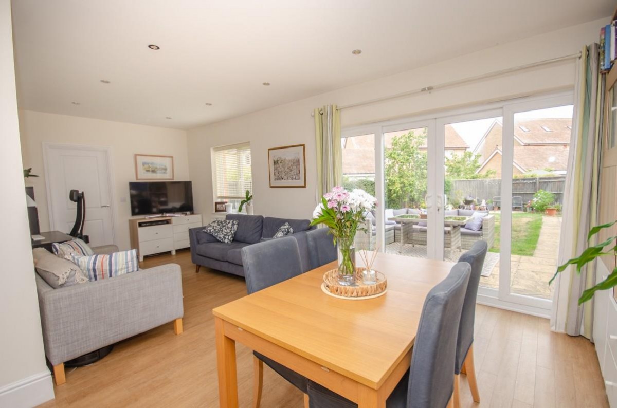 Long Wood Road, Stoke Gifford, Bristol, BS16 1FD