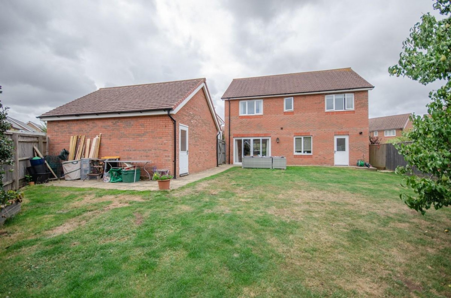 Long Wood Road, Stoke Gifford, Bristol, BS16 1FD