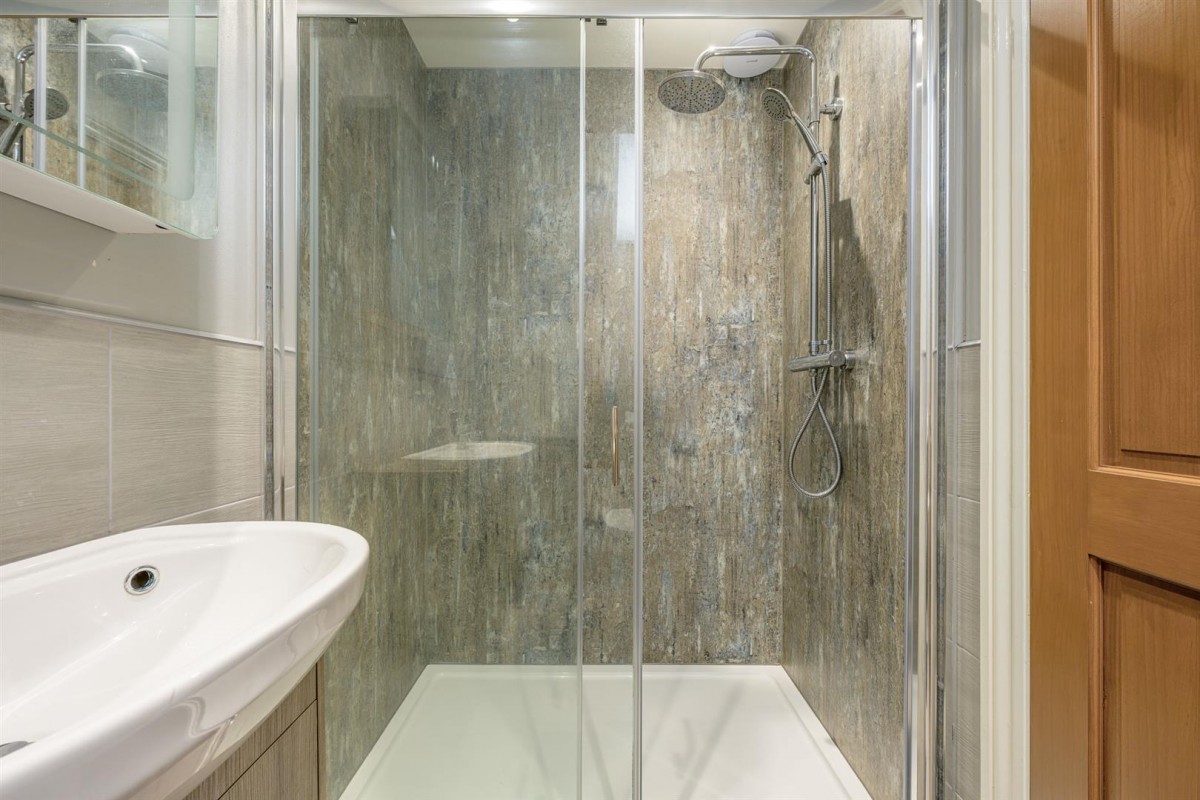 Rose Cottage, The Gutter, Belbroughton, DY9 9XB