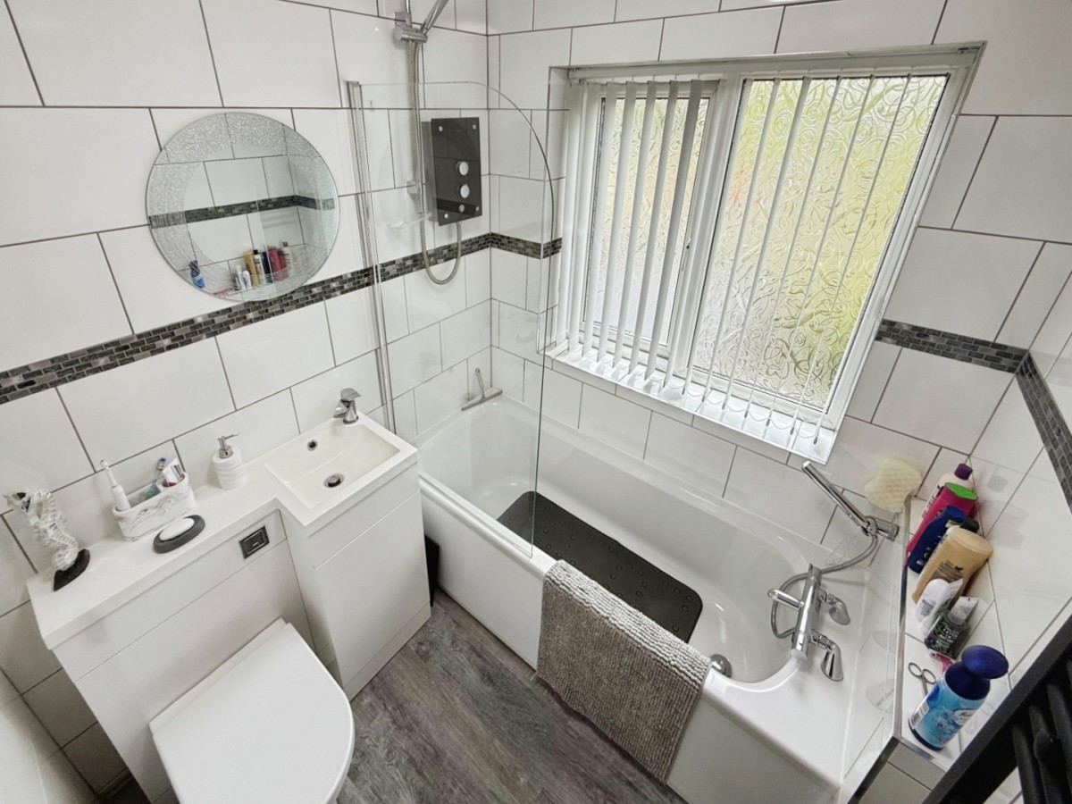 Grange Crescent, Riddlesden, Keighley