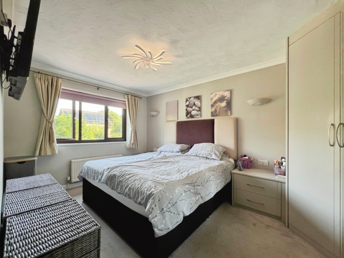 ST. MICHAELS, TENTERDEN