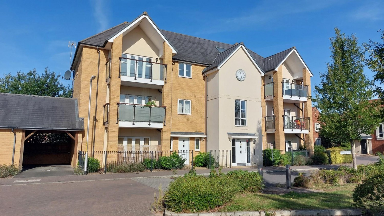 Ronald Eastwood Row, Ashford