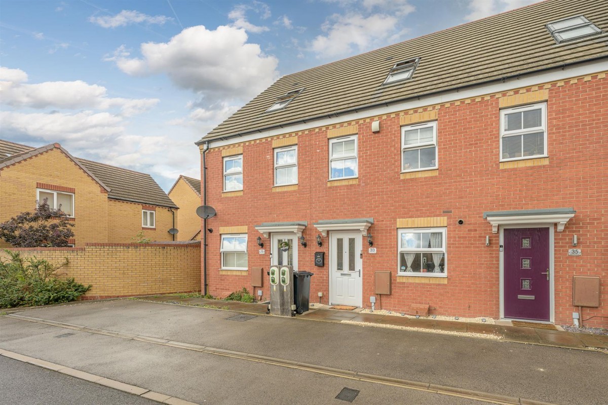 Brythill Drive, Brierley Hill, DY5 3LU