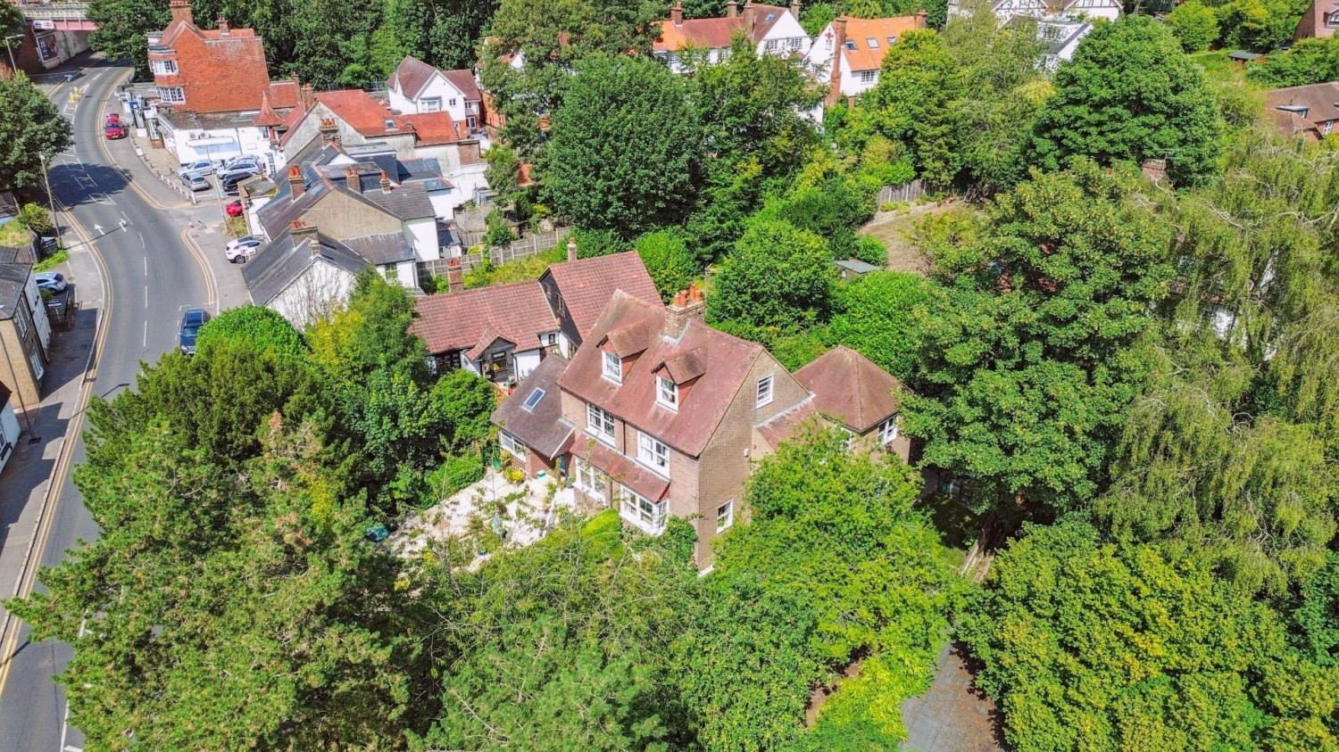 Station Road, Amersham, Buckinghamshire, HP7 0AH