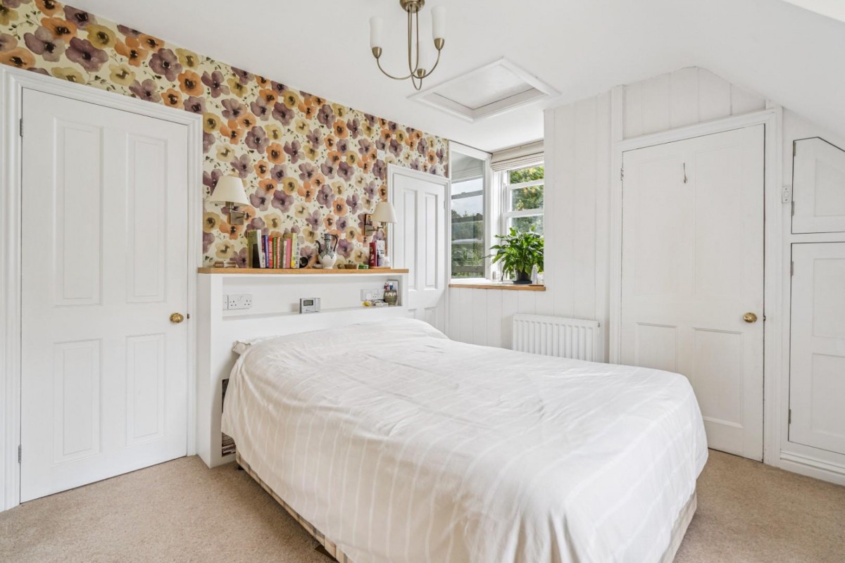 Station Road, Amersham, Buckinghamshire, HP7 0AH