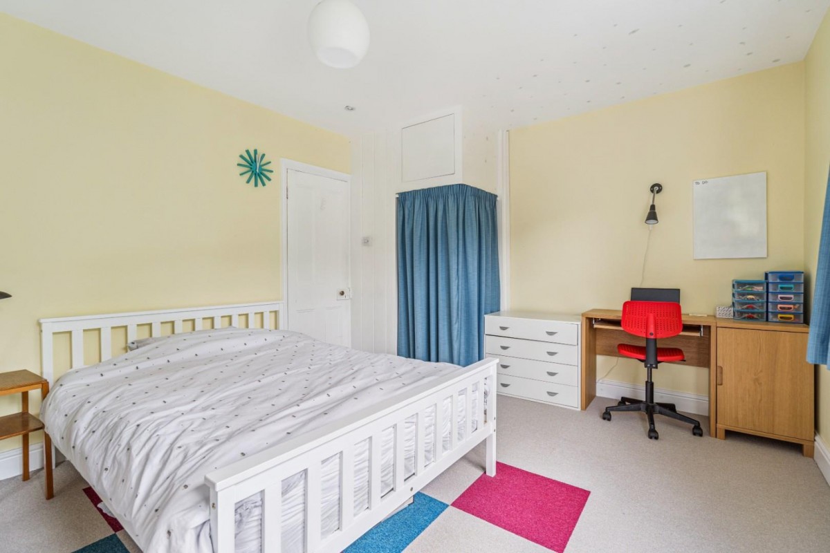 Station Road, Amersham, Buckinghamshire, HP7 0AH