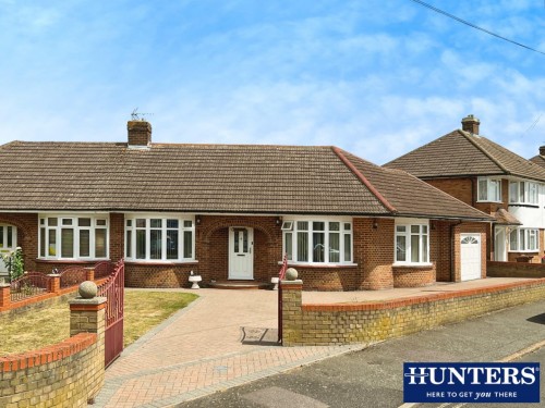 Povey Avenue, Wainscott