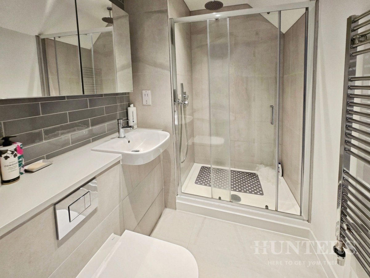 Riverbank Way, Wallington