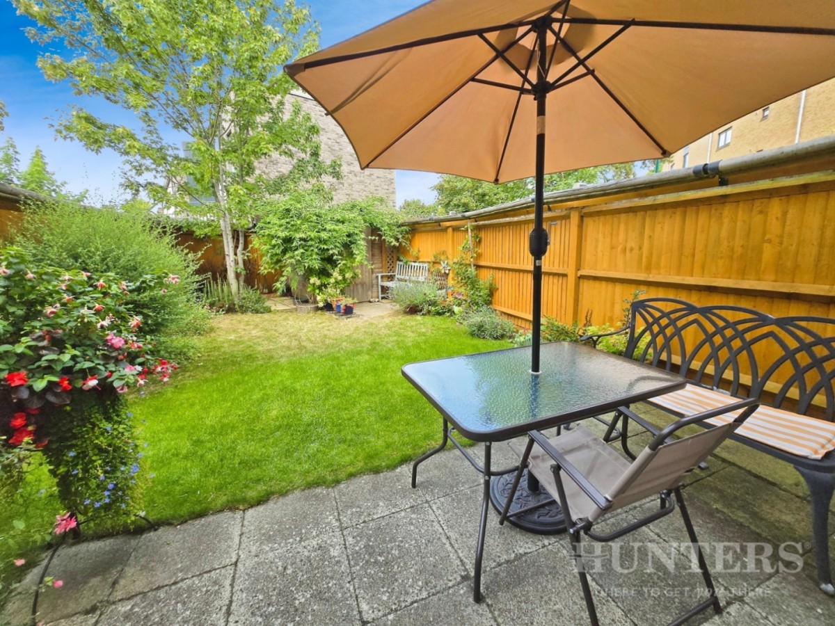 Riverbank Way, Wallington