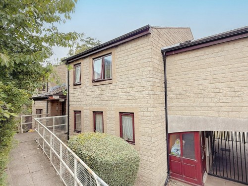 Manor Square, Yeadon, Leeds, West Yorkshire