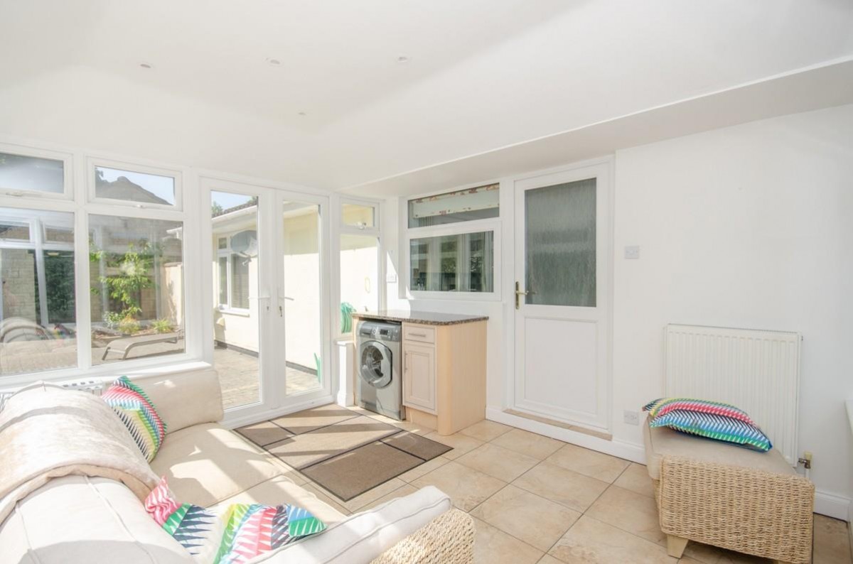 Penn Drive, Frenchay, Bristol, BS16 1NN