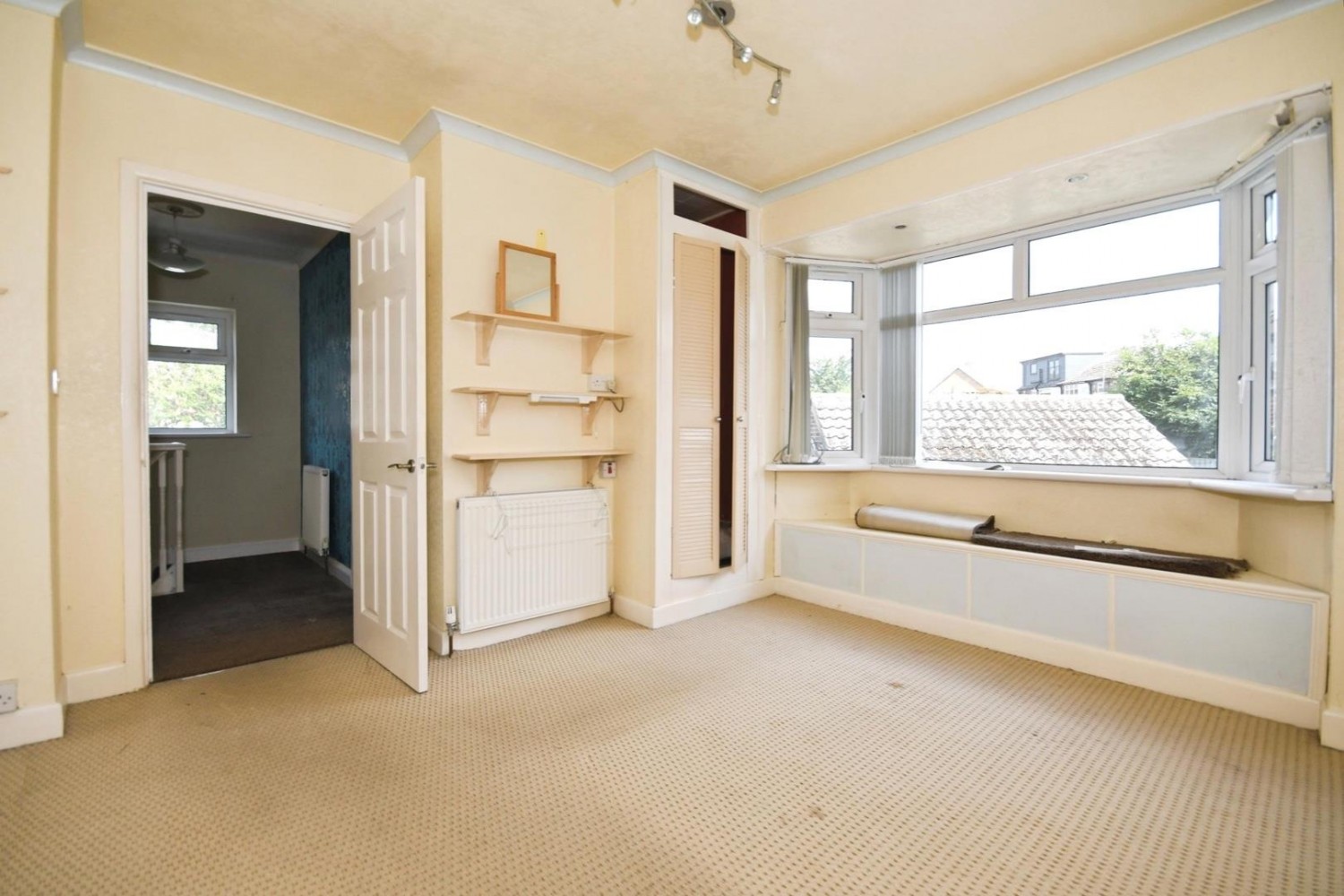 Wollaton Avenue, Bradway, Sheffield, S17 4LA