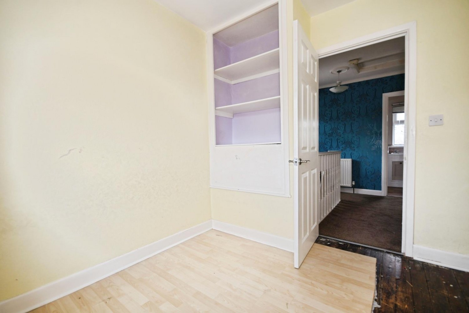 Wollaton Avenue, Bradway, Sheffield, S17 4LA