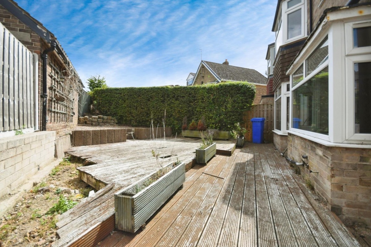 Wollaton Avenue, Bradway, Sheffield, S17 4LA