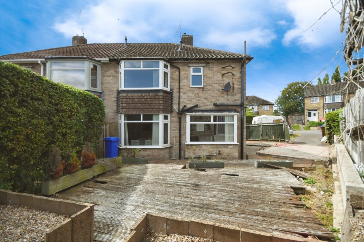 Wollaton Avenue, Bradway, Sheffield, S17 4LA