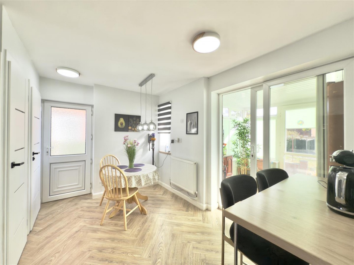 Pontefract Road, Barnsley