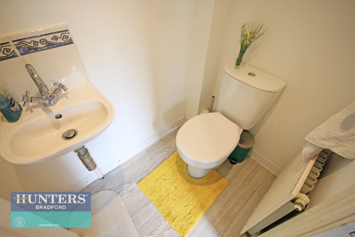 Tyersal Court , Tyersal, Bradford, West Yorkshire, BD4 8EW