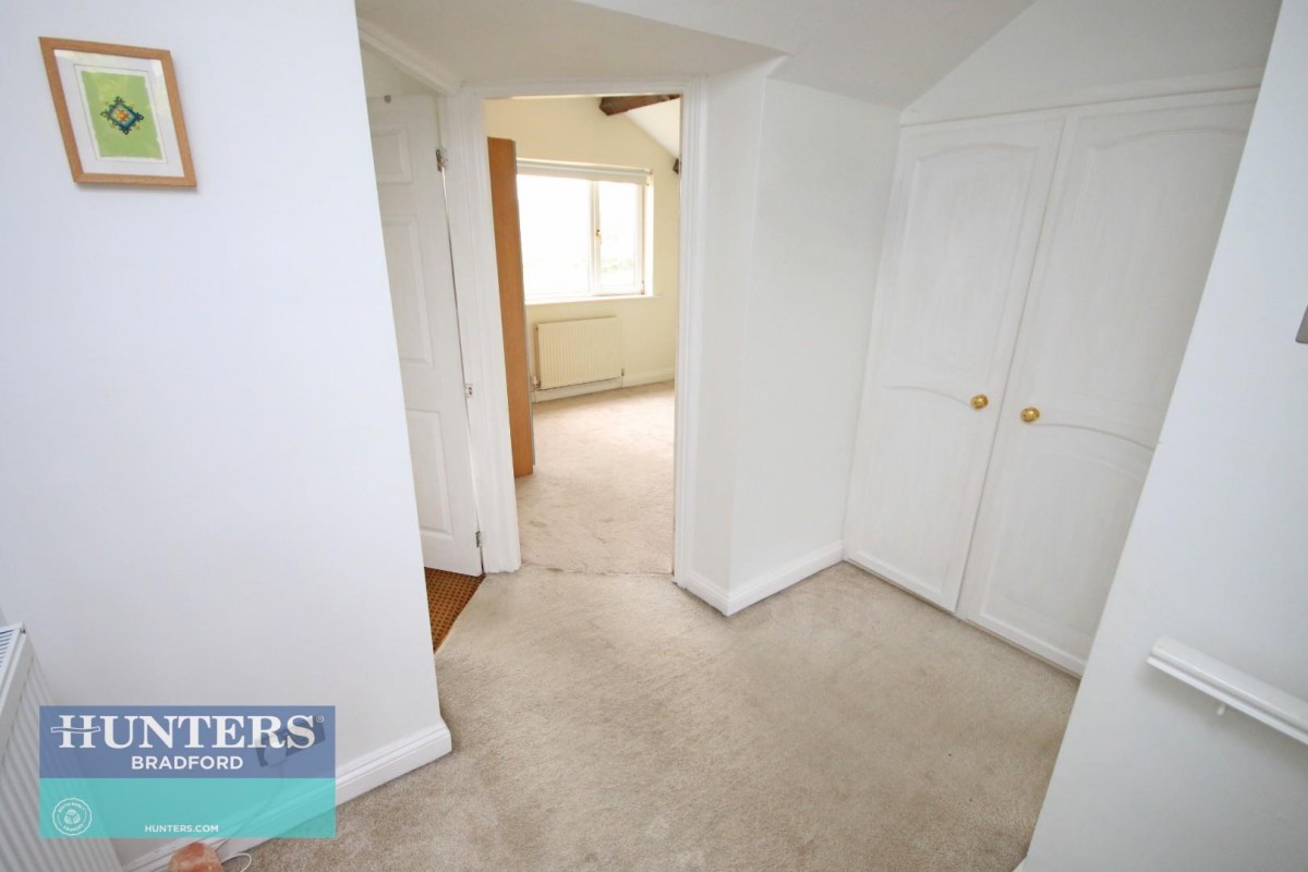 Tyersal Court , Tyersal, Bradford, West Yorkshire, BD4 8EW