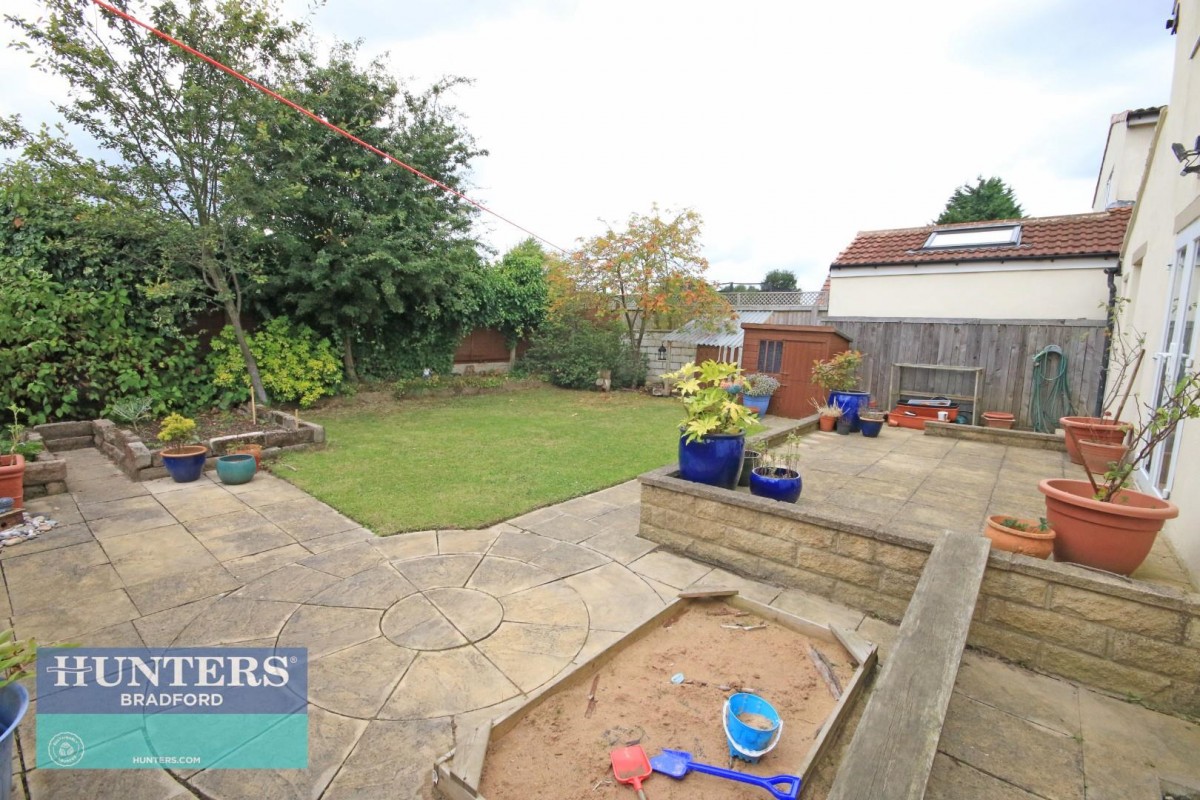 Tyersal Court , Tyersal, Bradford, West Yorkshire, BD4 8EW