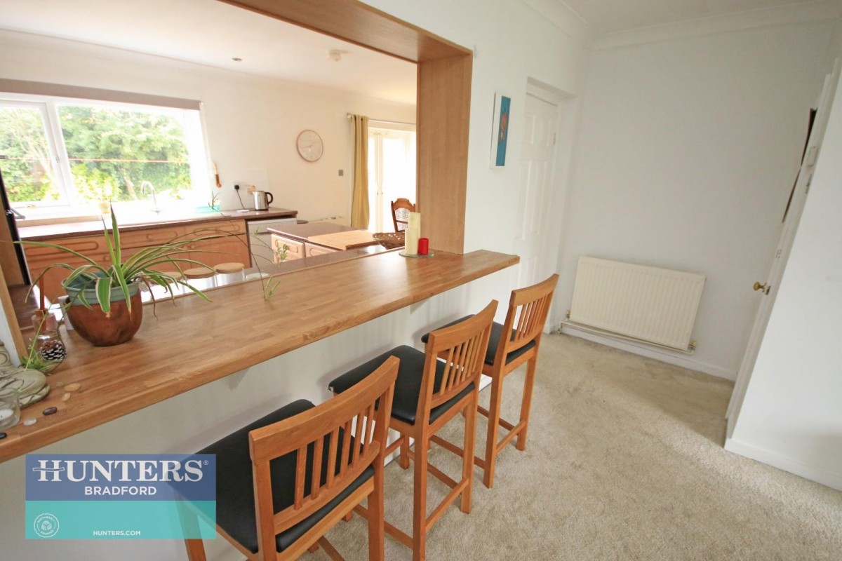 Tyersal Court , Tyersal, Bradford, West Yorkshire, BD4 8EW