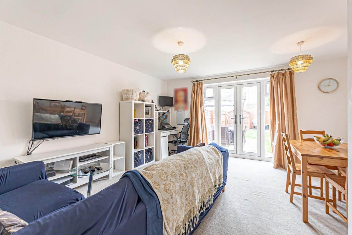 Porus Piece, Leighton Buzzard