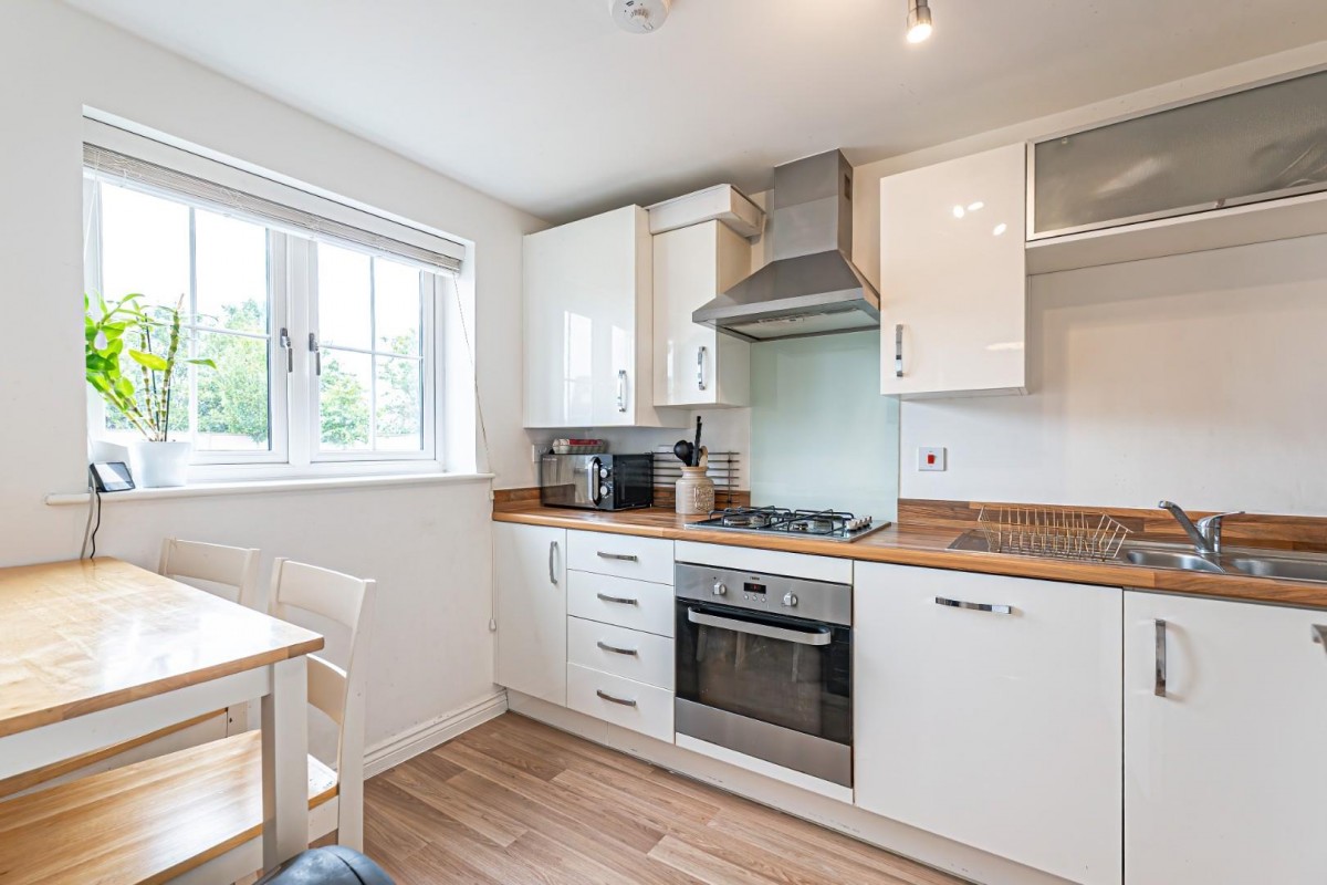 Porus Piece, Leighton Buzzard