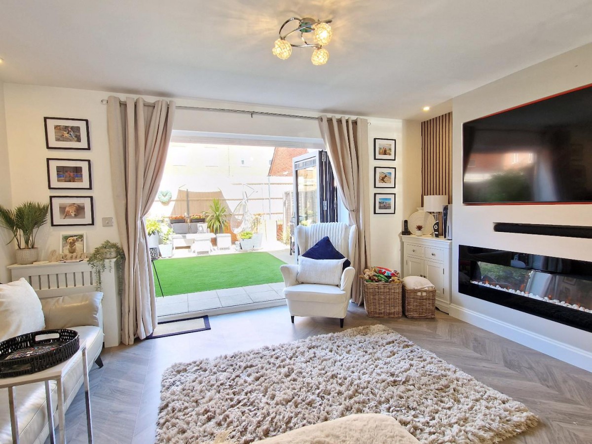 Walker Road, Upper Heyford, Bicester