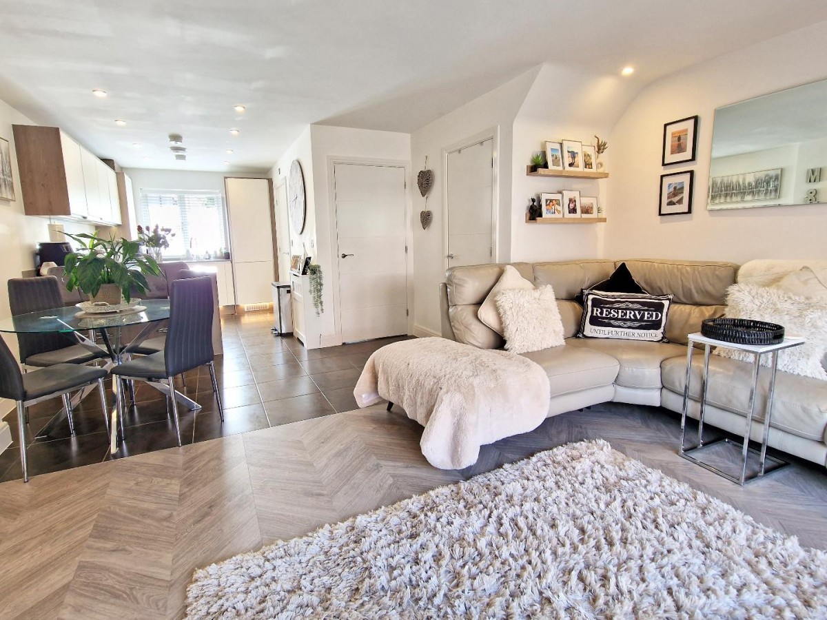 Walker Road, Upper Heyford, Bicester