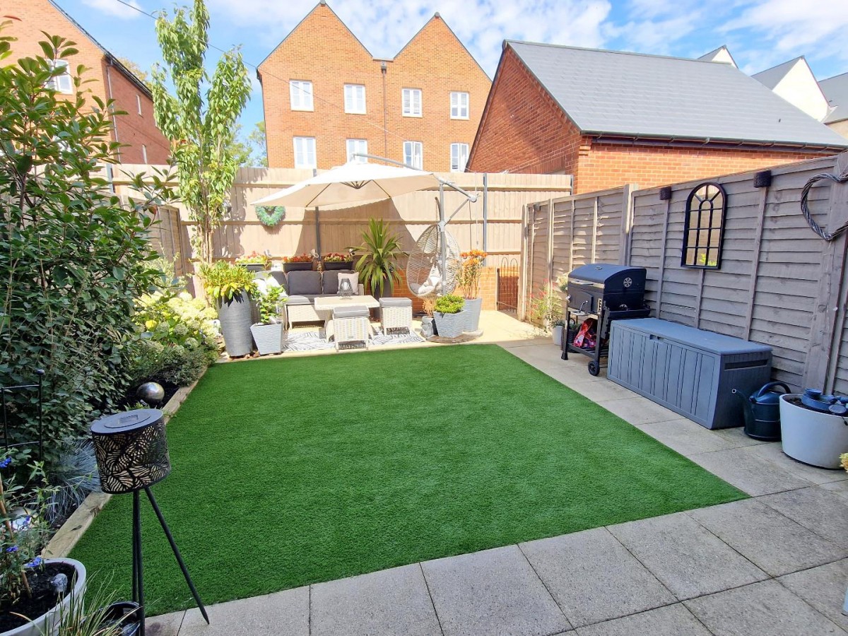 Walker Road, Upper Heyford, Bicester