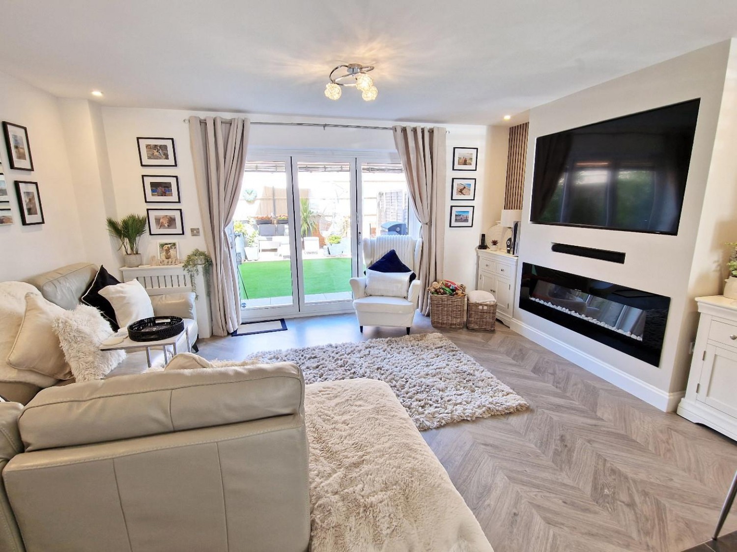 Walker Road, Upper Heyford, Bicester