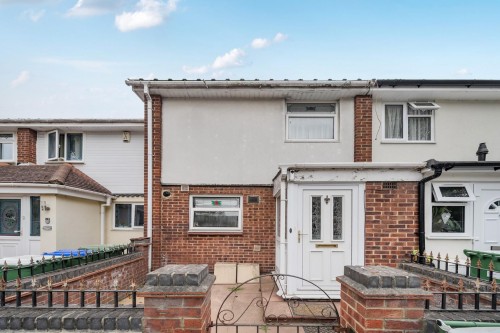 Whernside Close, London