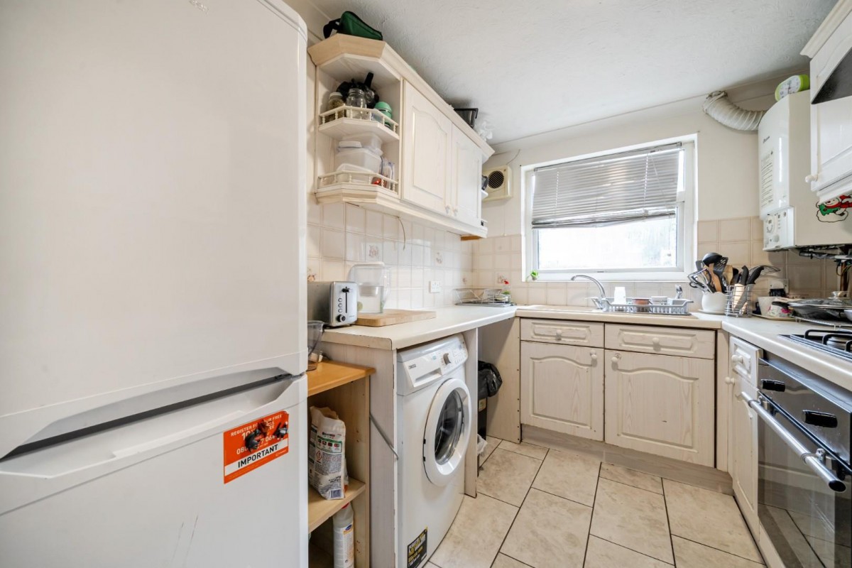 Whernside Close, London