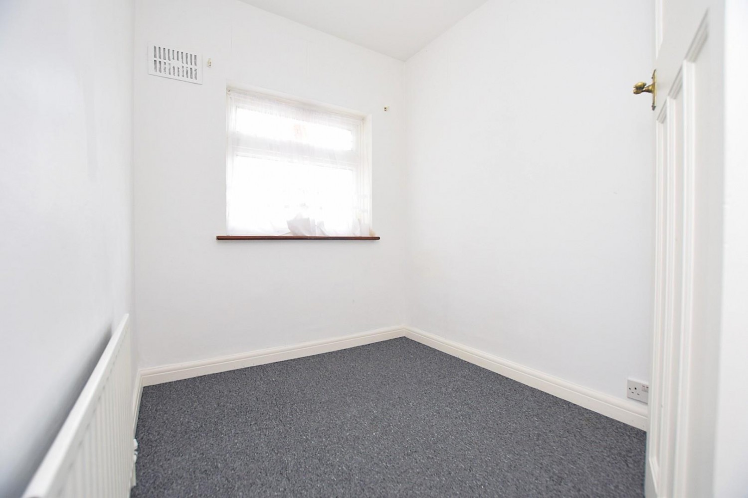 Yoxley Drive, Ilford, IG2