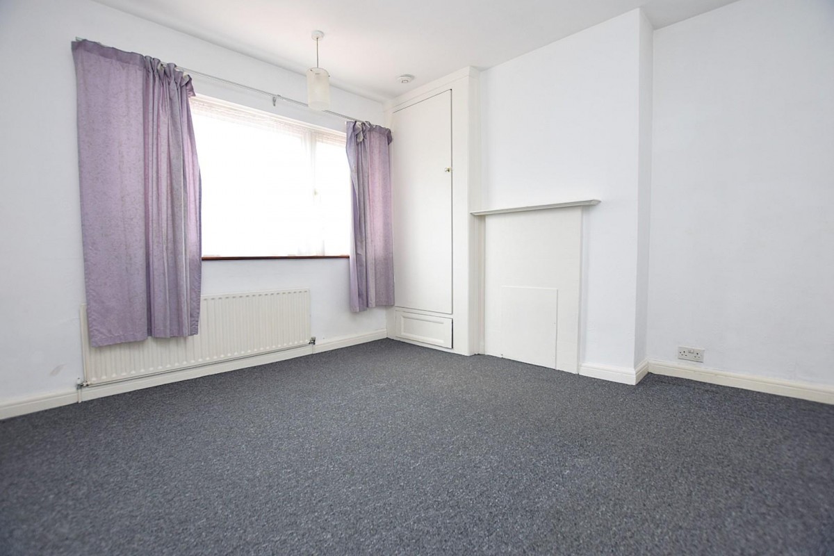 Yoxley Drive, Ilford, IG2