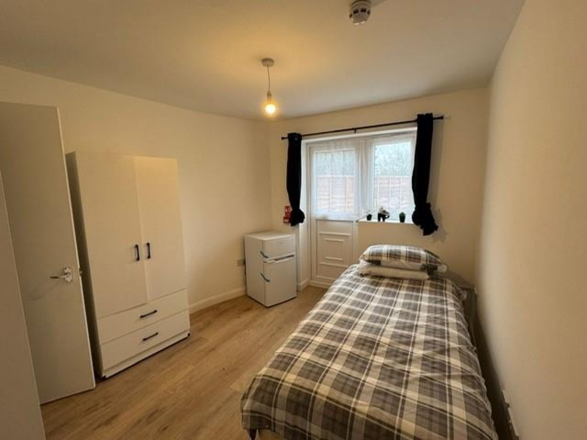 Leighton Close, Edgware