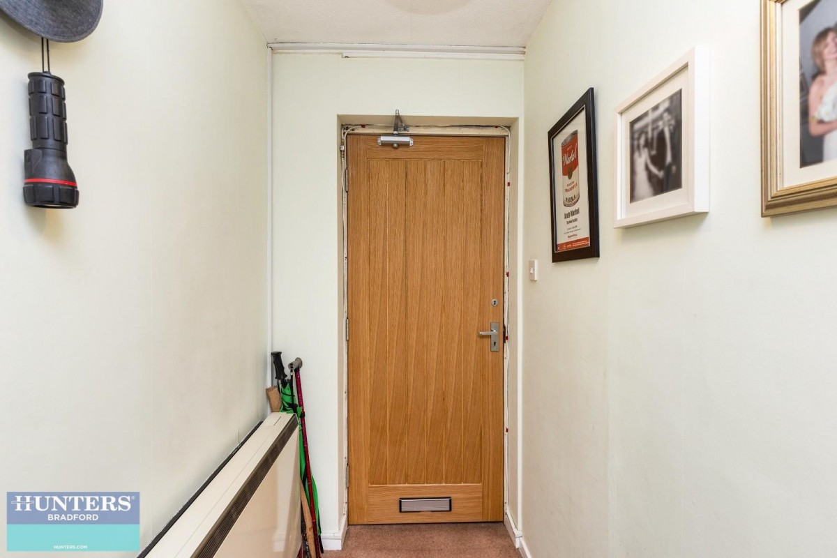 6, Frizley Gardens Frizinghall, Bradford, West Yorkshire, BD9 4LY