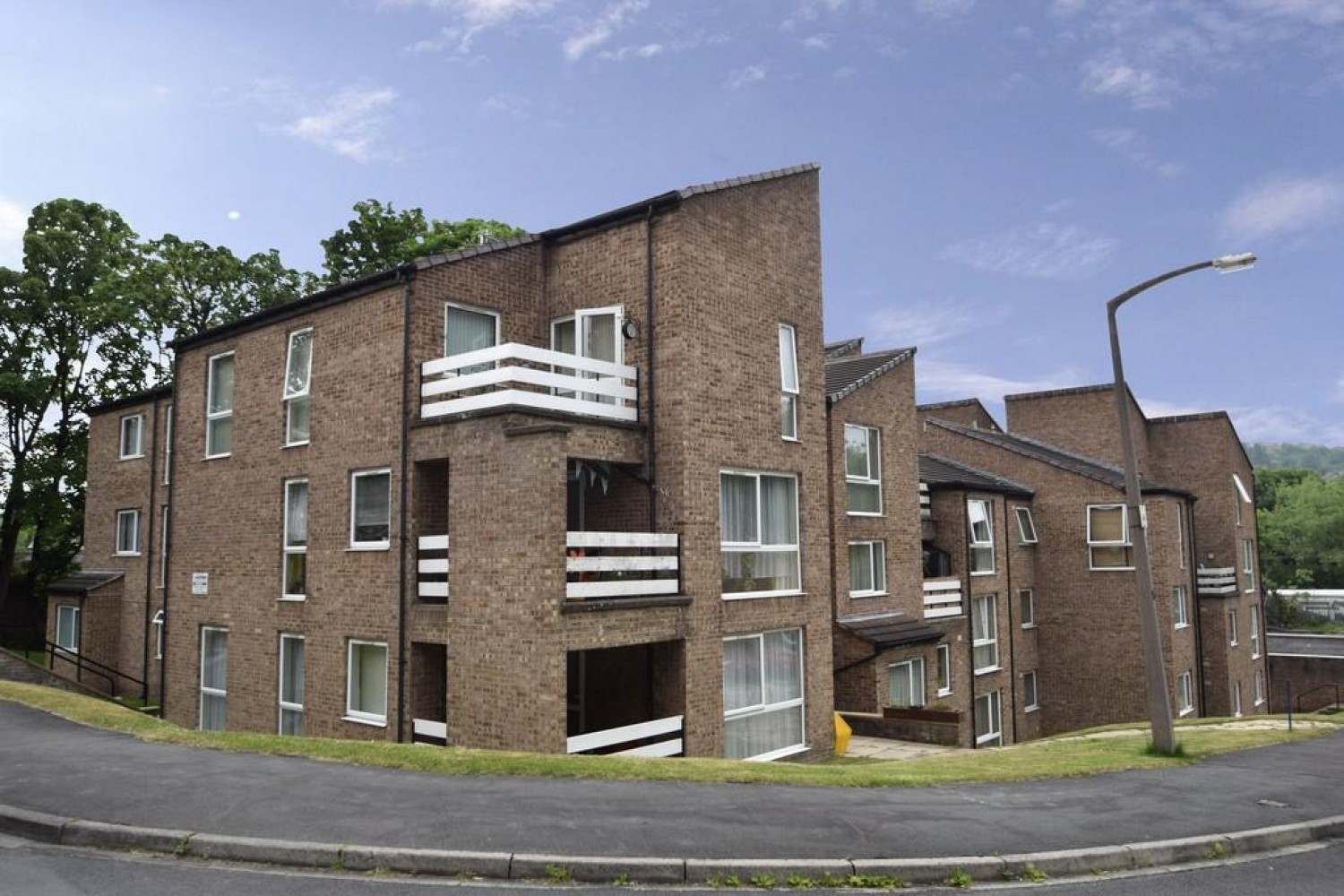 Frizley Gardens, Bradford