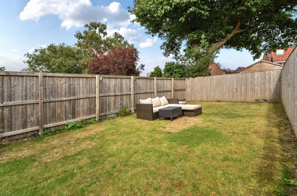 Moseley Beck Lane, Cookridge, LS16