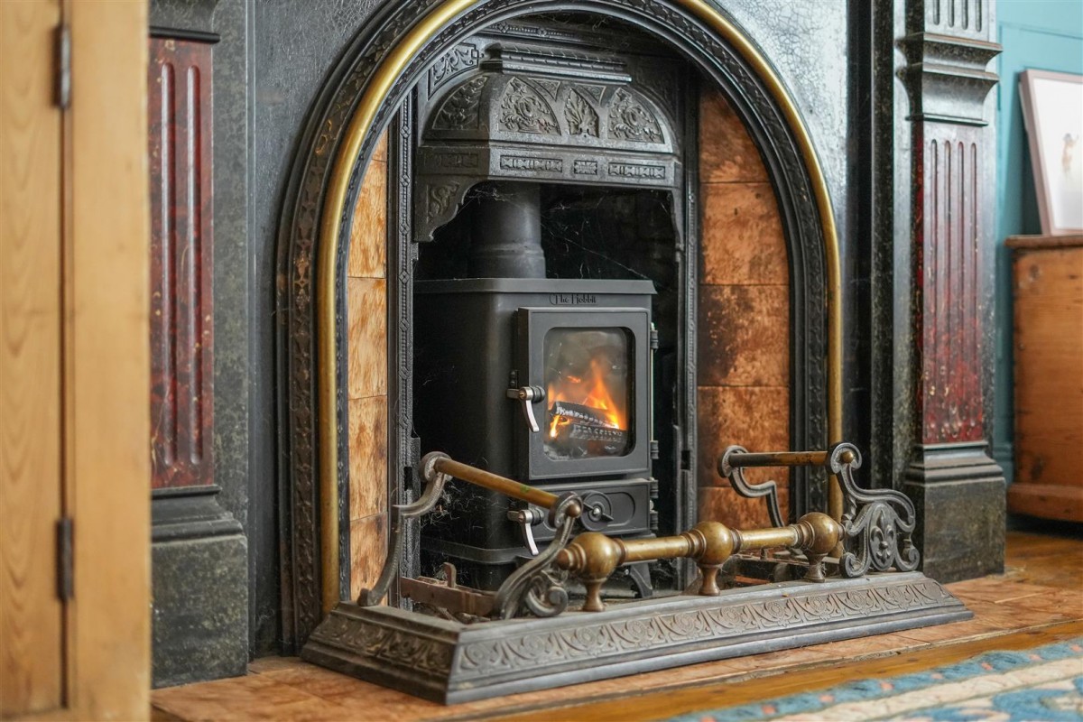 Jordanthorpe Farm, Bochum Parkway Sheffield, S8 8JR