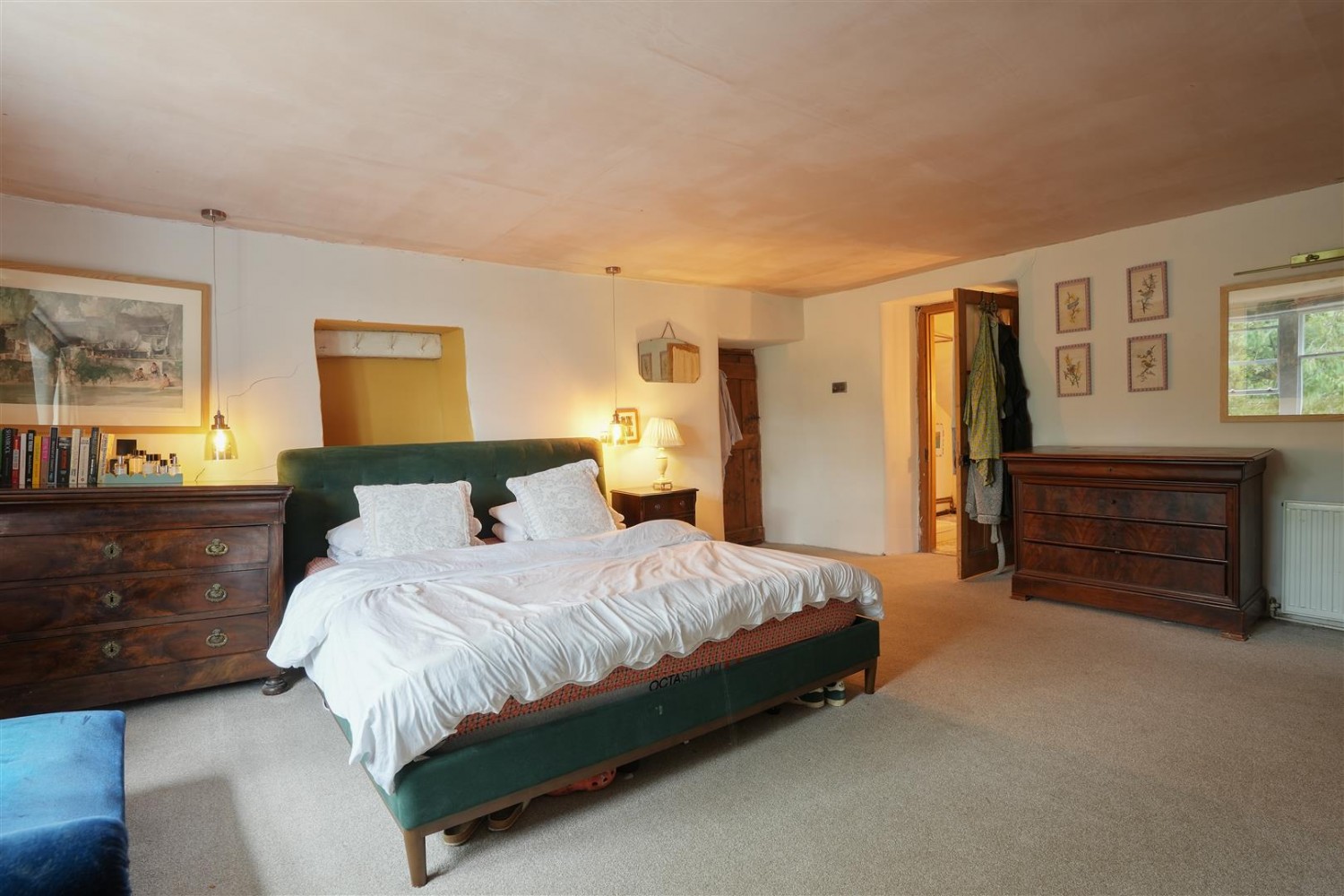 Jordanthorpe Farm, Bochum Parkway Sheffield, S8 8JR