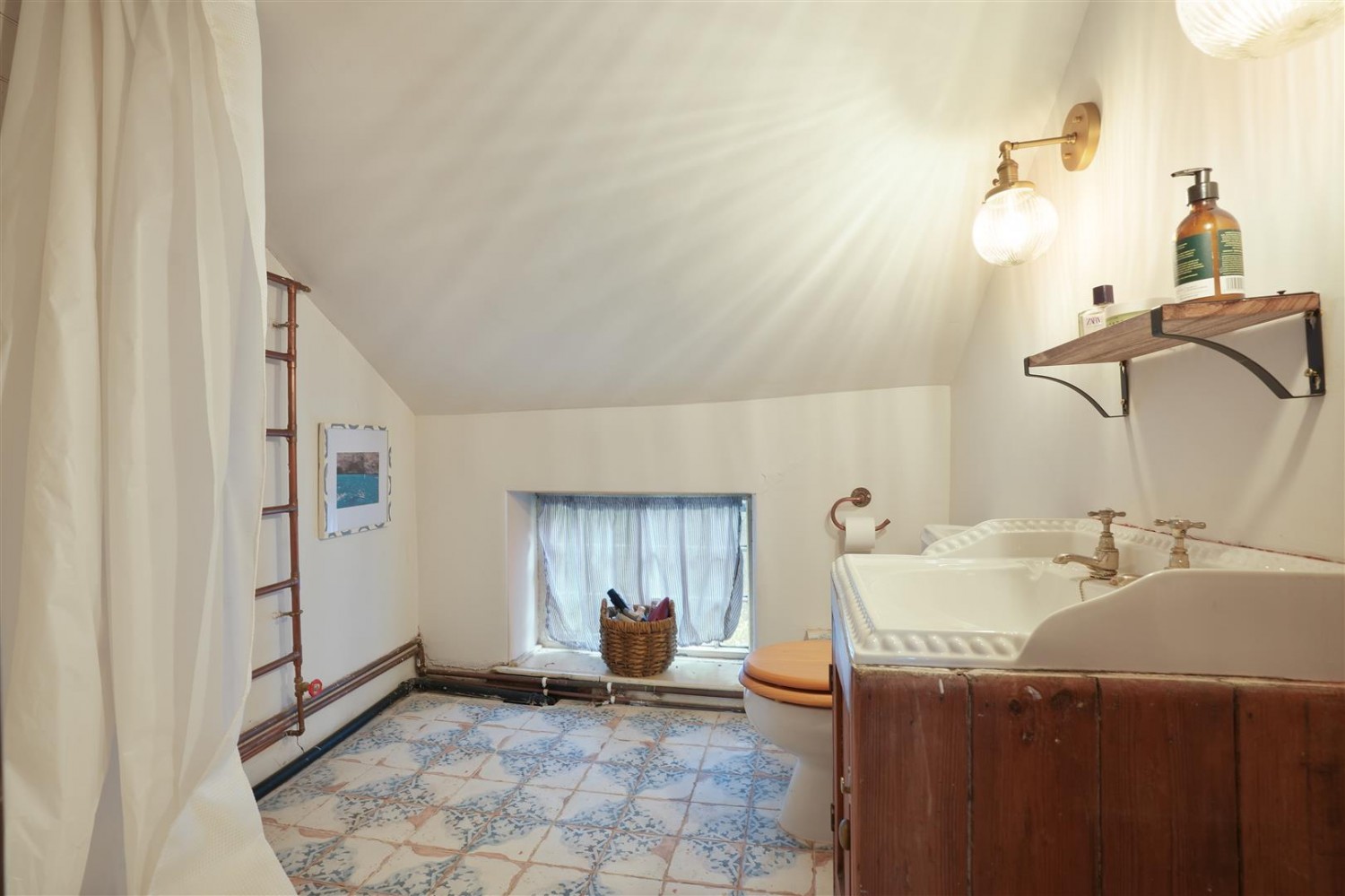 Jordanthorpe Farm, Bochum Parkway Sheffield, S8 8JR