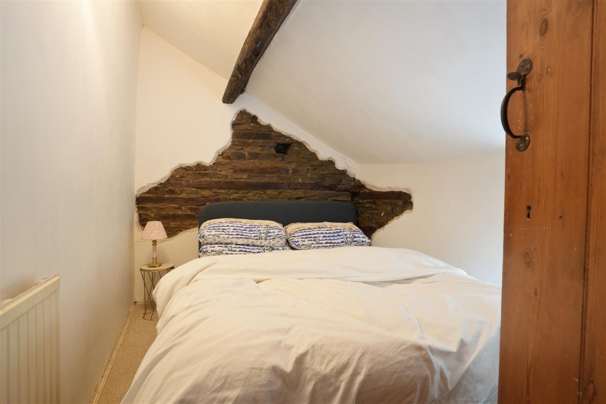 Jordanthorpe Farm, Bochum Parkway Sheffield, S8 8JR