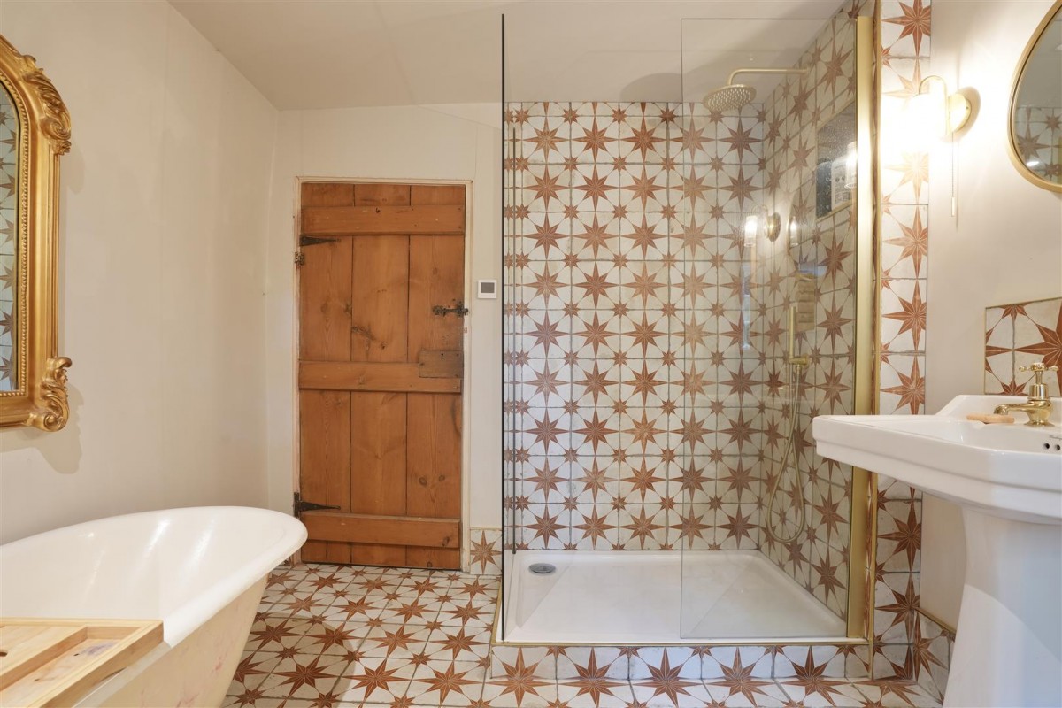 Jordanthorpe Farm, Bochum Parkway Sheffield, S8 8JR